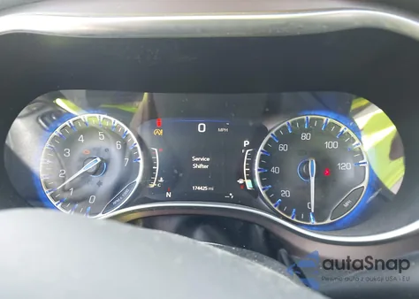 2018 Chrysler Pacifica Touring L Plus из США, поврежденный, VIN 2C4RC1EG2JR252642